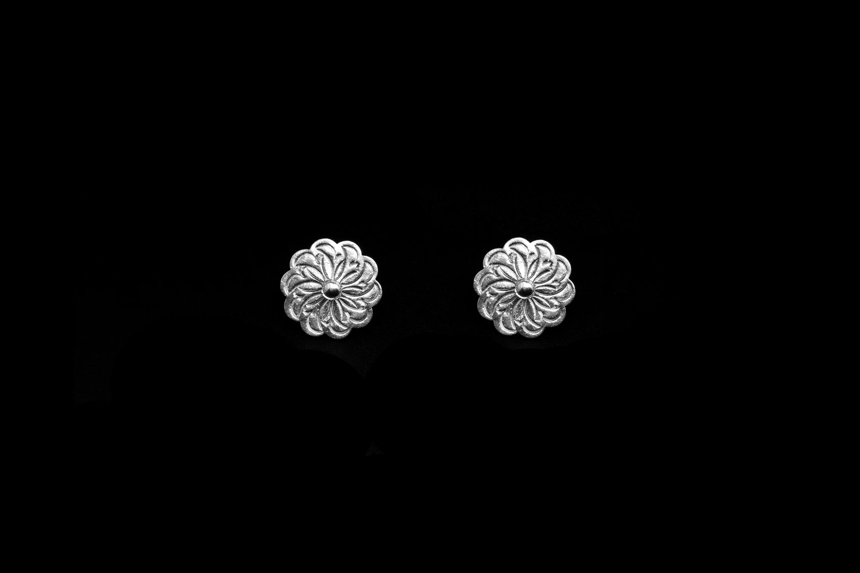 Chrysanthemum Grace Earrings
